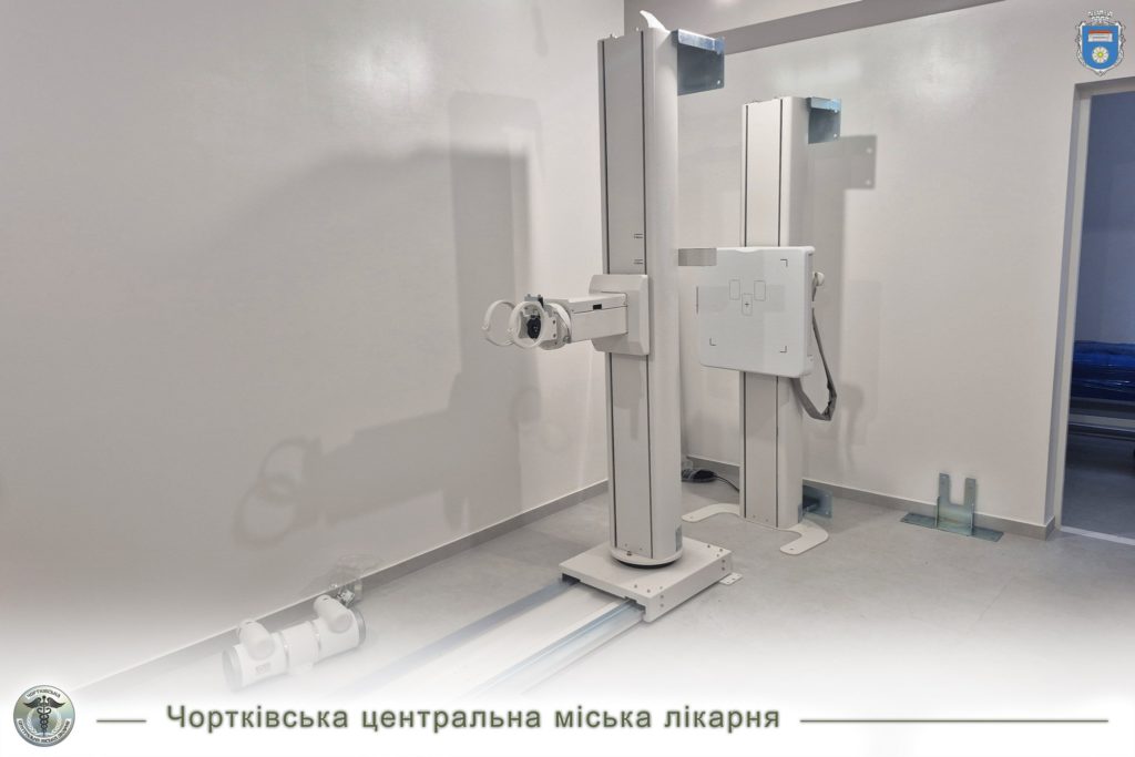 ЧОРТКІВСЬКА ЛІКАРНЯ ВСТАНОВЛЮЄ НОВИЙ СУЧАСНИЙ РЕНТГЕН-АПАРАТ